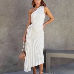 Elegant OFF White One-Shoulder Dress